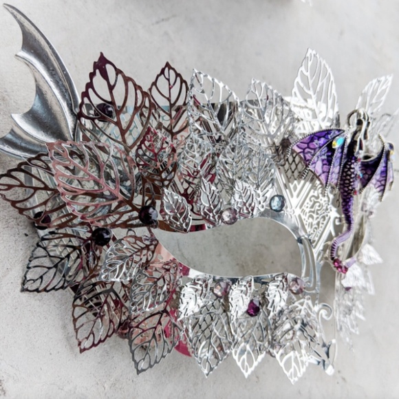 Dragon Flight metal mask - Halloween masquerade party costume🐲 - Picture 5 of 7